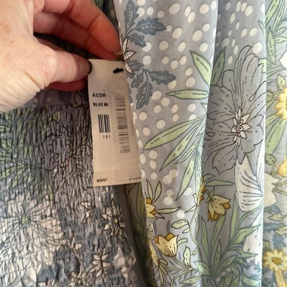 ASTR the Label Marietta Dress in Blue Floral size small NWT - Picture 6 of 15